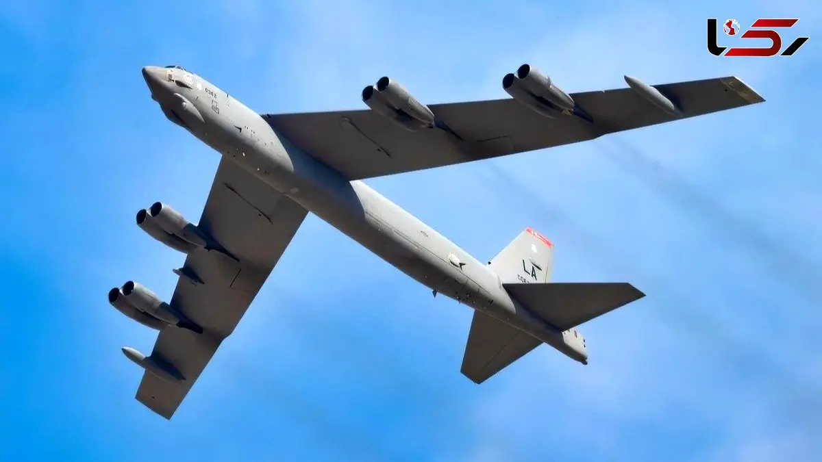 فیلم از ورود بمب افکن های سنگین B-۵۲ آمریکا به پایگاه آمریکایی العدید در قطر / ترامپ دست بردار نیست !