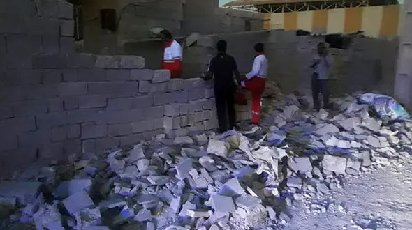 آخرین جزئیات از زلزله وحشتناک بندرعباس / اعلام تعداد کشته ها و مصدومان + عکس و فیلم