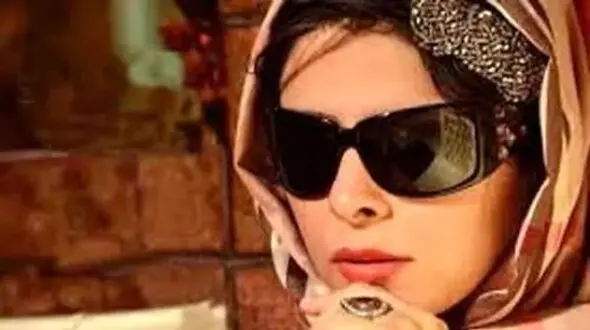 فیلم / مریم حیدرزاده: به خاطر عشقم، بازی مقابل گلزار را رد کردم ! / گفتم شادی به پسر مورد علاقم بر بخوره ...!