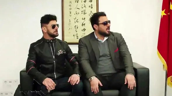 نفس گیری زیر آب امین حیایی و محسن کیایی! / میگه رکورد من بالا ده دقیقس+فیلم