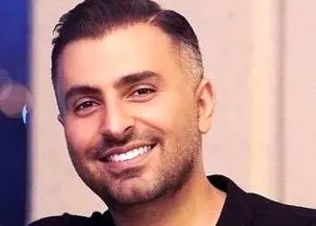 دانلود آواز باشکوه علیرضا طلیسچی /  آهنگ روح‌‌نواز «قرار نبود»/ باهاش همه غصه‌ها یادتون میره+  متن کامل