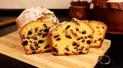 ترکیب فوق‌العاده کیک کشمش و گردو