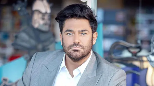 عکس دیده نشده از محمدرضا گلزار و همسرش قبل از ازدواج / چقد فرق دارن !