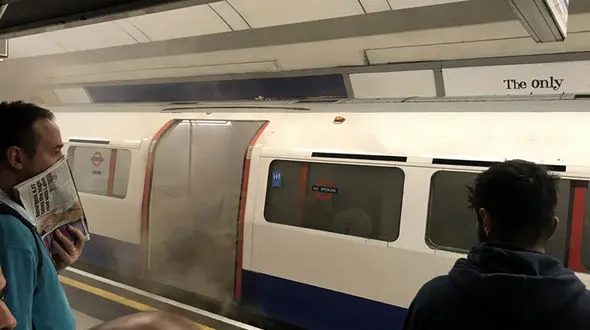 وقوع آتش‌سوزی در متروی لندن/ ایستگاه آکسفورد تخلیه شد +عکس