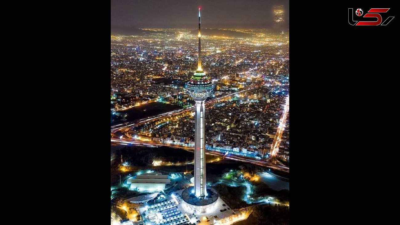 زیبایی برج میلاد در تاریکی شب های تهران + عکس