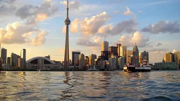 مرگ شش نفر در کانادا بر اثر گرما + عکس 