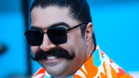 فیلم آواز باشکوه بهنام بانی  ! / آهنگ  به نام کجای این شهری ! + موزیک ویدیو