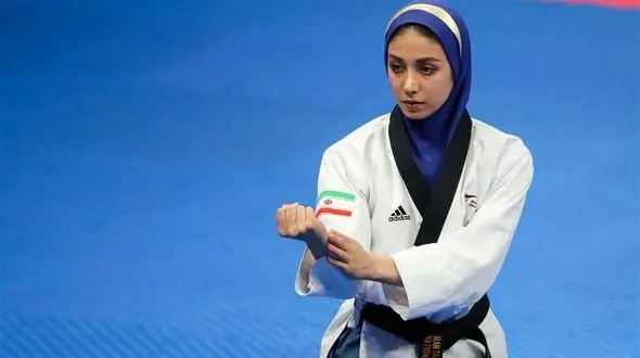  بازی‌های آسیایی ۲۰۱۸| خودداری بانوی پومسه‌کار ایران از دست دادن با رئیس‌جمهور اندونزی