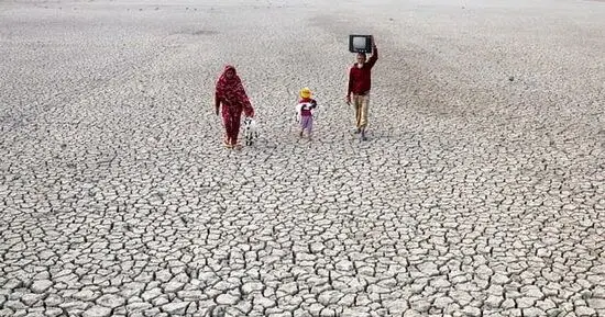 فاجعه مهاجرت اقلیمی در ایران /کشور دیگر نقطه خوش آب و هوا ندارد / در پنج سال فقط 400 هزار مهاجرت به تهران و کرج