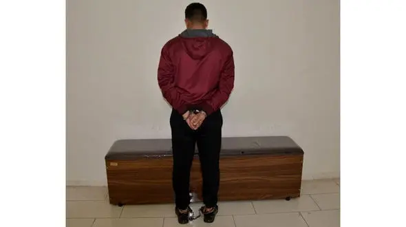 تهدید مرد مشهدی با اسلحه پلاستیکی / دزد خوش اشتها 75 هزار دلار می خواست