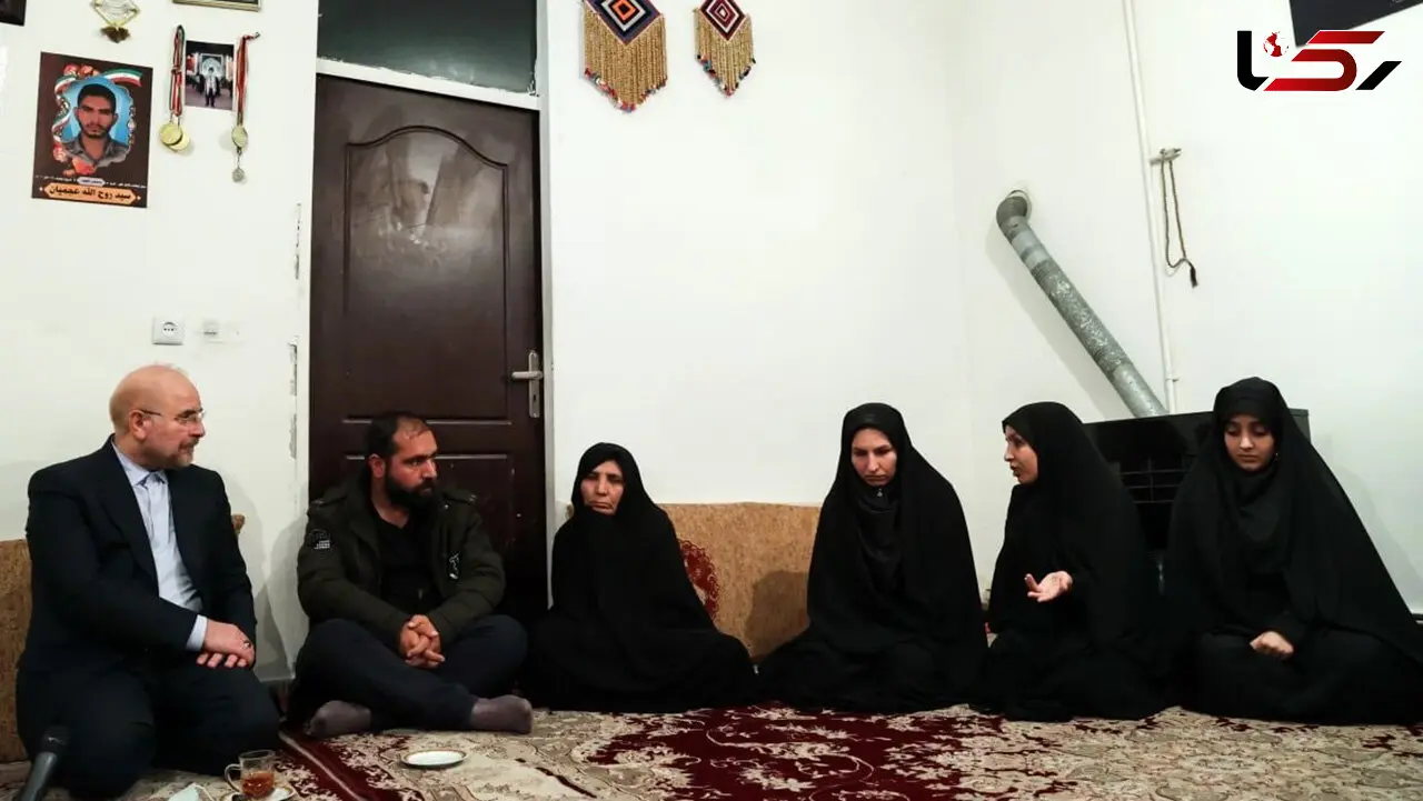 حضور قالیباف در منزل شهید مدافع امنیت سید روح الله عجمیان