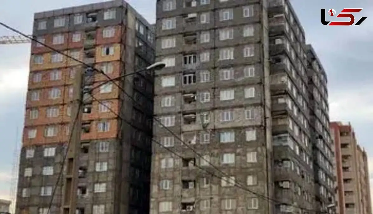 خیابان جمهوری تهران مسدود شد / ریزش در برج معروف آناهیتا