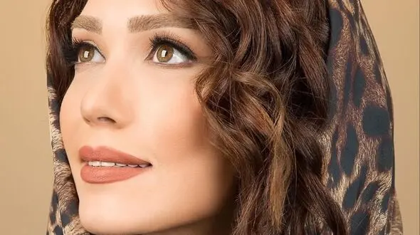استایل خیابانی و شیک شهرزاد کمال زاده مقابل خانه ویلایی با زیباترین معماری / بعضی وقتا آرزو های آدماونقدر کوچیک میشن 