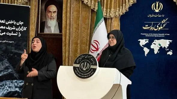 «FATF» در حال پیگیری است / نظر دولت درباره تعطیلی پنجشنبه‌ها / دولت چک بلامحل نمی کشد