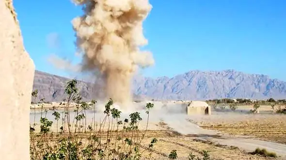 مرگ فجیع 11 مرد در صحنه انفجار ماشین حامل سوخت / زاهدان