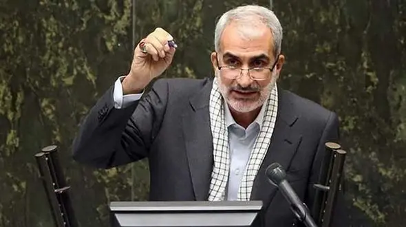 آقای وزیر 2 دقیقه وقت نداشت به درد دل معلمان در قزوین گوش کند ؟+ فیلم