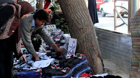 درآمد میلیاردی شهرداری از دست‌فروشان