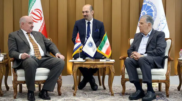 سفیر کوبا در تهران از سرمایه‌گذاران ایرانی برای حضور در بازار هاوانا دعوت کرد | امکان همکاری ایران و کوبا در تأمین و عرضه سوخت، تولید محصولات کشاورزی و هتل‌داری