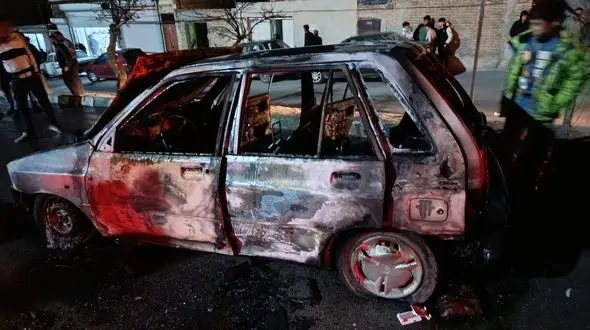 آتش سوزی هولناک پراید در تبریز / تلفات جانی نداشت