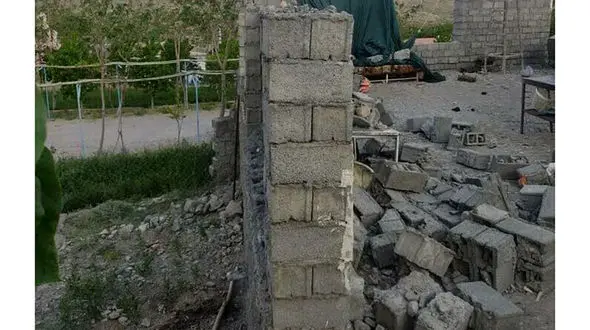 کارگر کارخانه لاستیک راور  زیر آوار دیوار کارخانه جان سپرد