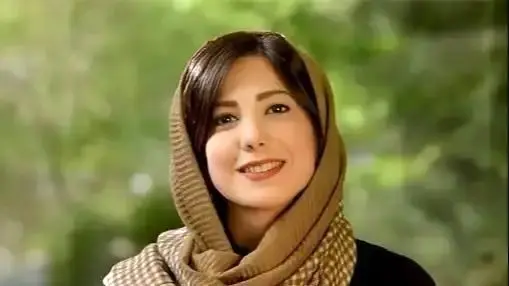 شعرخوانی دلنشین و شنیدنی باران نیکراه از اشعار حضرت حافظ/ دوش از مسجد سوی می خانه آمد پیرماه...