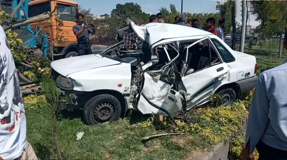 سرعت زیاد راننده پراید در شهر تبریز حادثه آفرید +فیلم