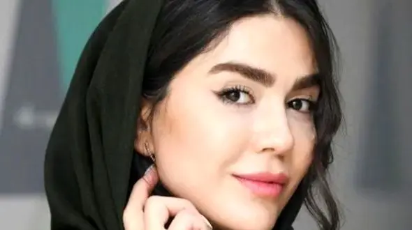 فیلم / آزاده زارعی: ازدواج و بچه نه ... /  هر زنی آرزو  داره مادر بشه ... اما من  دیگه .... قبلا خیلی میخواستم .... ولی الان دیگه ...