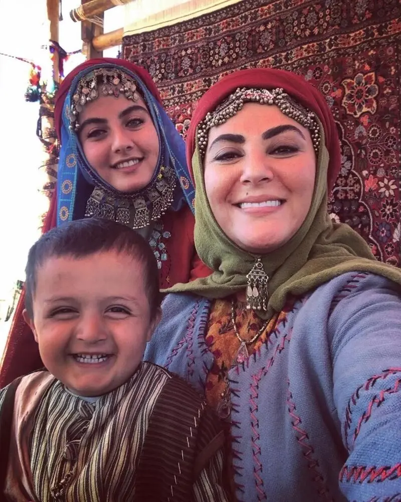 لاله اسکندری