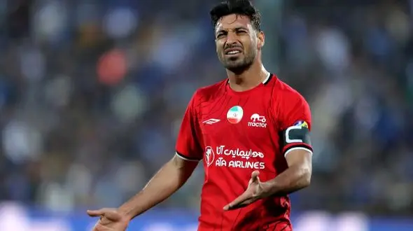 شجاع مسئله کشاله را کش داد: مصدوم بودم اما عذرخواهی می کنم!