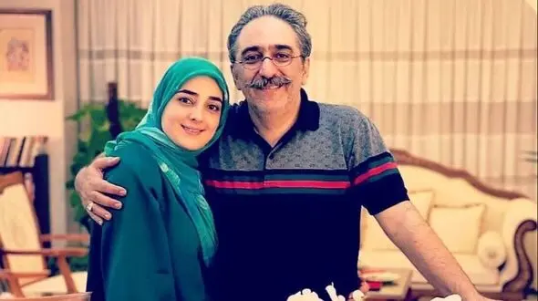 فیلم/ رونمایی ستاره سادات قطبی، مجری صدا و سیما، از چیدمان حال پذیرایی و اتاق‌خوابهای خانه‌ی جدیدشان بعد از جابجایی/ چه فرش‌های خوشگلی