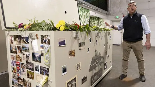 تبدیل جسد انسان به کود به جای خاکسپاری 