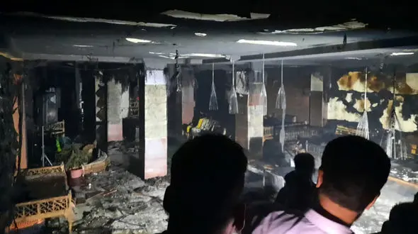 فیلم /  آتش‌سوزی شدید در نزدیکی حرم حضرت عباس(ع) 