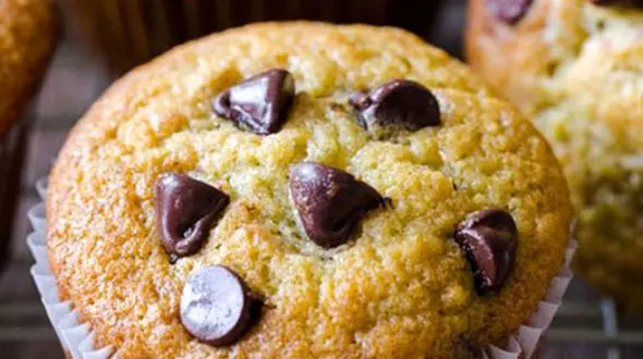  چگونه با موز و شکلات، مافین درست کنیم؟