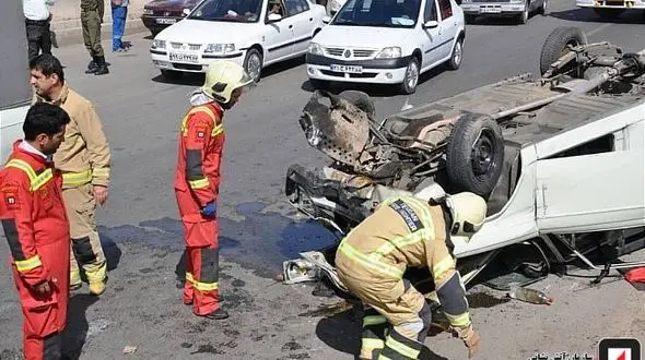 واژگونی پیکان وانت در جاده خاوران + عکس 