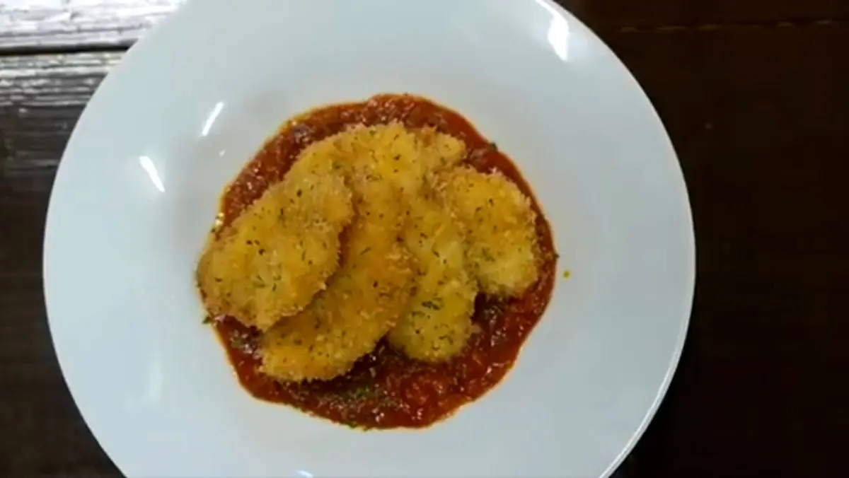 غذای خیابانی ژاپن؛ تجربه‌ای جذاب با سوسمار ماهی در اوکیناوا