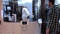 سرویس دهی در کافی شاپ ها توسط ربات ها 