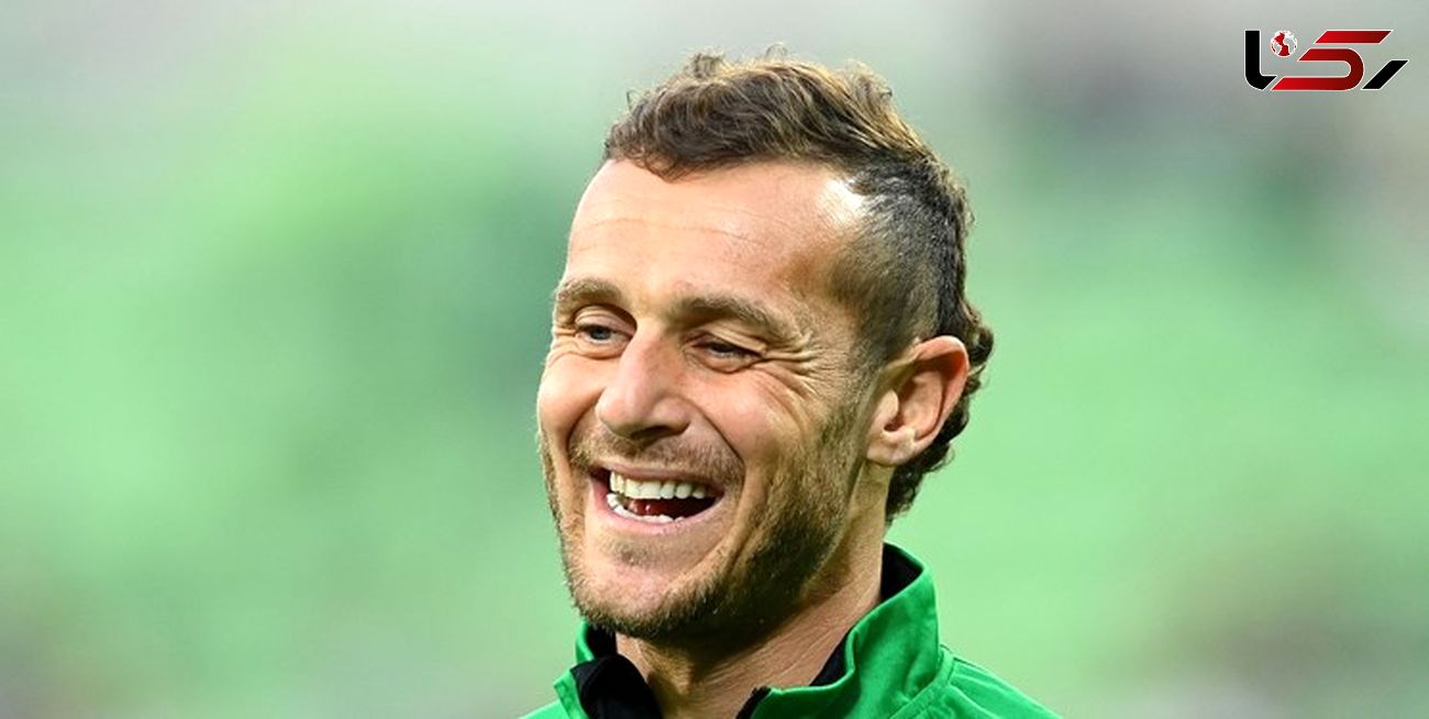 ببینید / گل عجیب و غریب ستاره سابق تیم ملی ایتالیا در 39 سالگی !