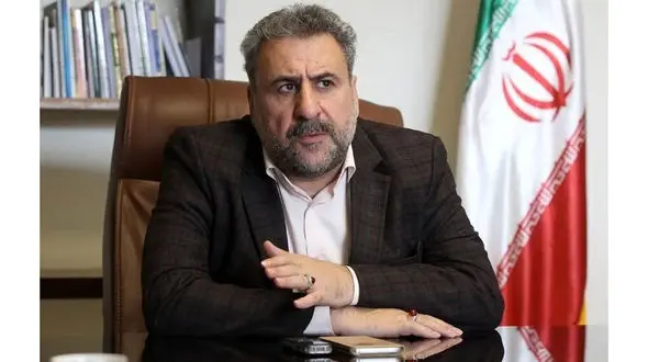 عده‌ای شَرخَر جایگزین افرادی شده‌اند که مدیریت سیاست خارجی دارند/ شاهد شکل گیری و خیزش یک ایرانیَت عمیق هستیم