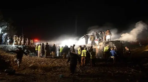 افراد مسلح در بلوچستان پاکستان ۲۰ معدنچی را به قتل رساندند