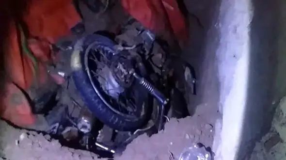  راز موتورسیکلت‌های مدفون شده در خاک زاهدان چه بود؟+ جزییات