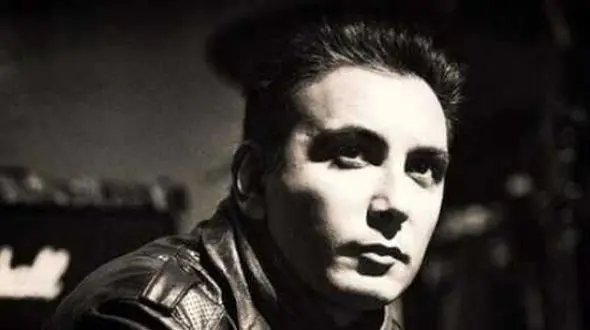 دانلودآواز عاشقانه شادمهر عقیلی  /  آهنگ دلتنگی یعنی چشای گریون