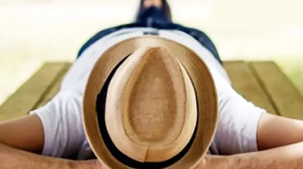 فواید باورنکردنی چرت زدن در بعد از ظهرها