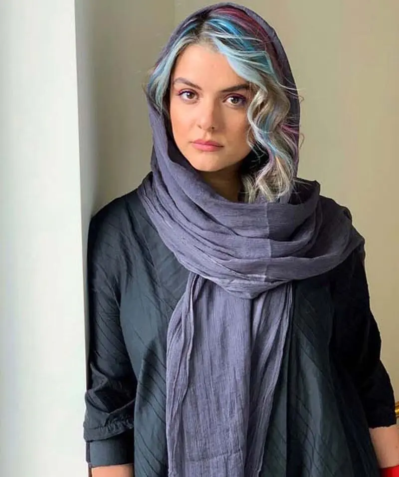 دنیا مدنی