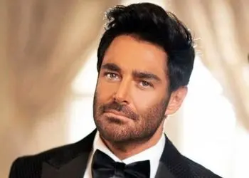 رضا گلزار: چرا وقتی آدمهای معروف کار خیر انجام می‌دهند ریا میکنند ؟