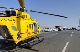 پرواز هلیکوپتر برای نجات 2 نفر از مرگ در اتوبان تهران به قم + فیلم