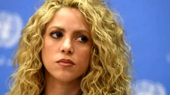 فاش شدن قد واقعی شکیرا طرفدارنش را شوکه کرد / 8 سال زندان برای این خواننده سرشناس !