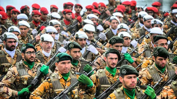 پخش زنده مراسم رژه روز ارتش از رادیو و تلویزیون