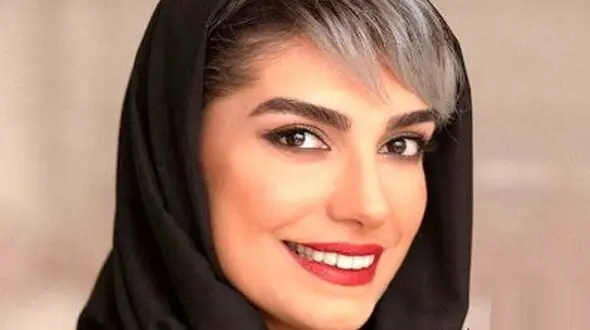 الیکا عبدالرزاقی و امین زندگانی در کنار سایر هنرمندان در افتتاحیه سالن زیبایی خود با مانتوی مزونی و گلدوزی / اولین باره الیکا انقد آروم وایستاده +عکس
