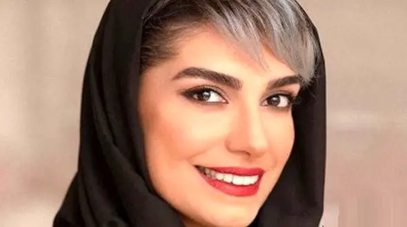 الیکا عبدالرزاقی و امین زندگانی در کنار سایر هنرمندان در افتتاحیه سالن زیبایی خود با مانتوی مزونی و گلدوزی / اولین باره الیکا انقد آروم وایستاده +عکس