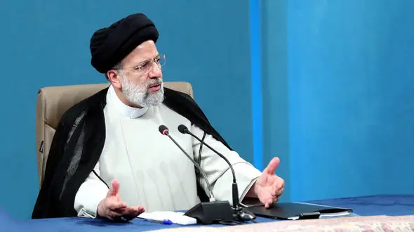 نامه جمعی از احزاب اصلاح طلب به رئیس جمهوری برای برگزاری تجمع/ بیش از دو هفته پاسخی داده نشده است